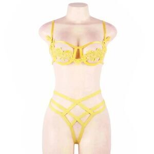 Medium Women's Yellow Floral Lingerie Two Piece Set Bra Panty Thong Boudoir